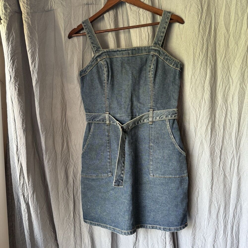 Hollister Jean Denim Dress Women’s Size Medium Adjustable Straps